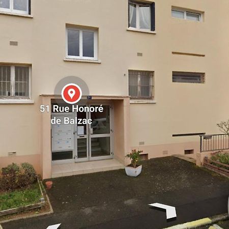 Chambre Neuve Dans Un Logement Partage A 10 Minute Du Circuit 24H Allonnes  Kültér fotó